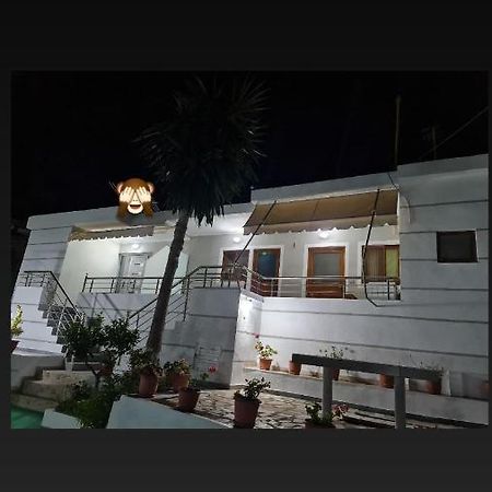 Villa Gezimi คซามิล ภายนอก รูปภาพ